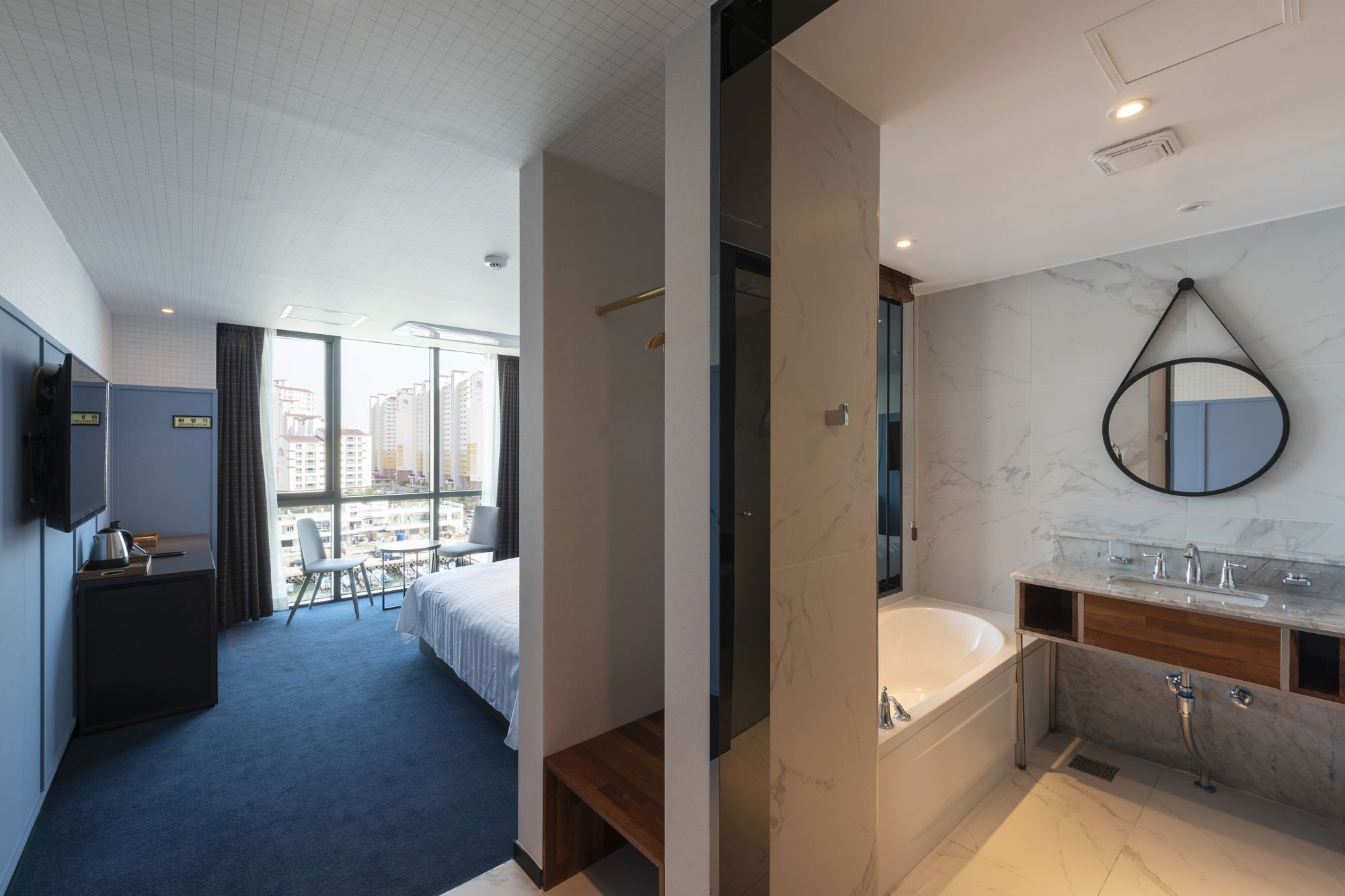 Brown-Dot Hotel Shinho Puszan Kültér fotó