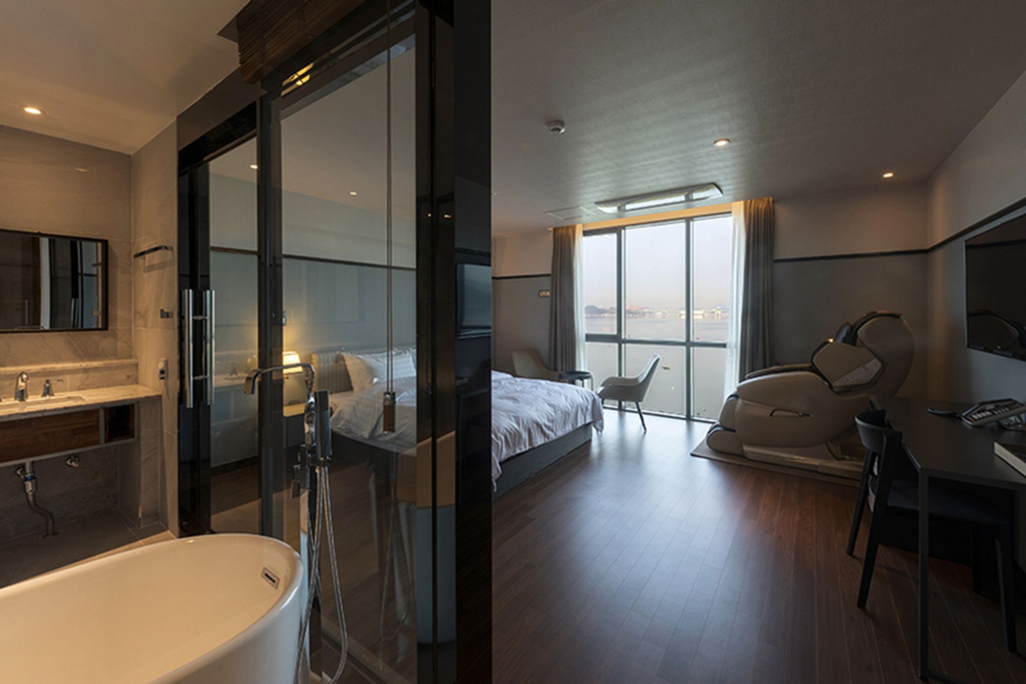 Brown-Dot Hotel Shinho Puszan Kültér fotó
